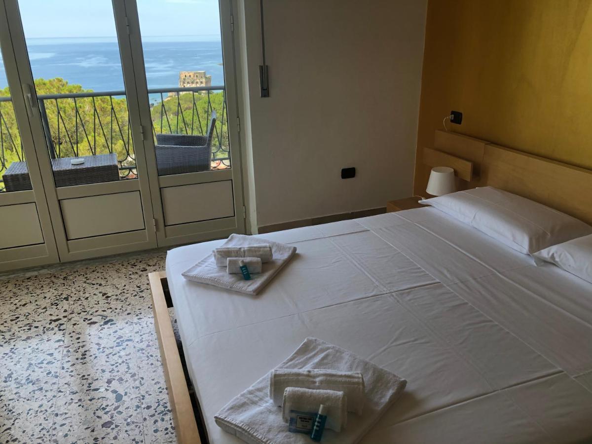 Villa Nappi Bed & Breakfast Praia a Mare Exteriör bild