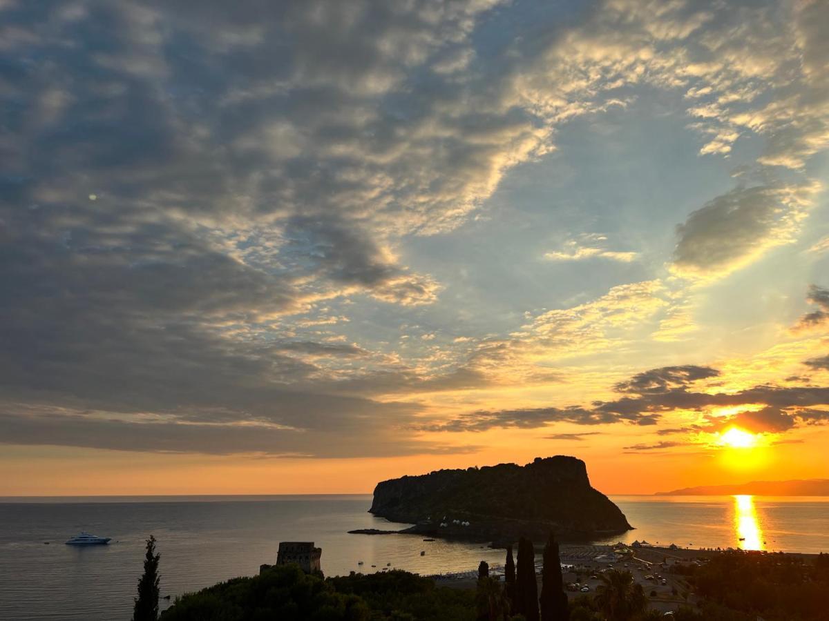 Villa Nappi Bed & Breakfast Praia a Mare Exteriör bild
